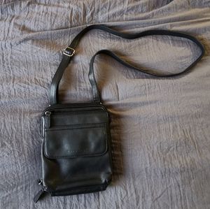 Vintage Fossil Black Leather Crossbody Bag